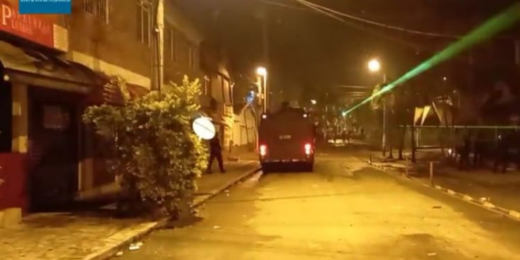 Disturbios en las inmediaciones de la UT dejaron personas heridas