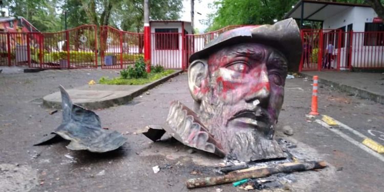 Juicio histórico y político al monumento Andrés López de Galarza en Ibagué