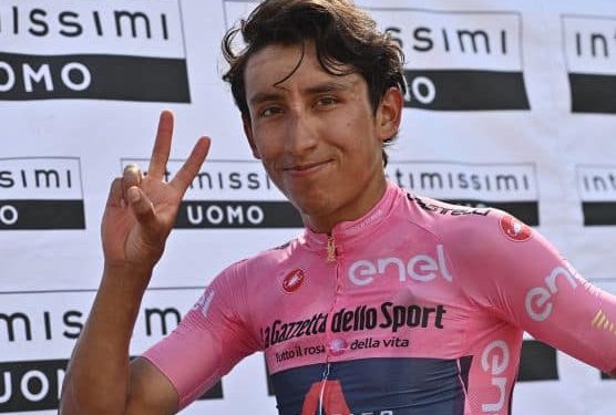 Campeón Egan Bernal en el Giro de Italia 2021