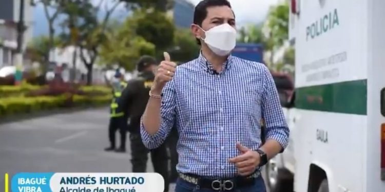 Alcalde Hurtado despliega fuerte presencia policial y no escucha a manifestantes