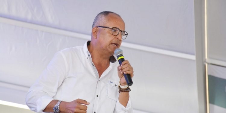 Absuelto Oscar Barreto de culpas en convenio de educación