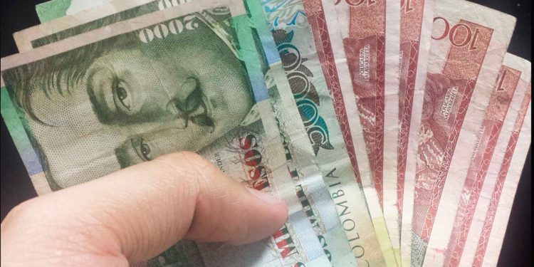 Bancos en Colombia cobrarán más por cuotas de manejo en cuentas de ahorros