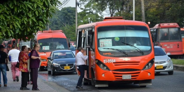 Transporte público en Ibagué entra en paro