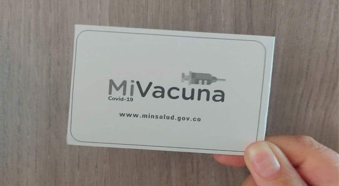 Carné de vacunación del covid-19 con esquemas completos será exigido desde el 1 de diciembre