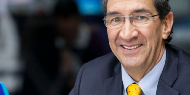 Analista Aurelio Suarez denuncia censura en su contra