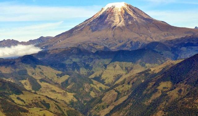 Rescatan montañista extraviado en el nevado del Tolima
