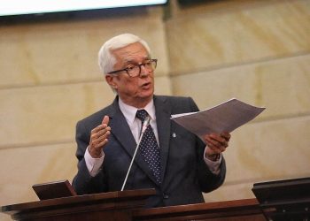 Senador Robledo le “mentó la madre” a los hermanos Galán en plenaria del senado