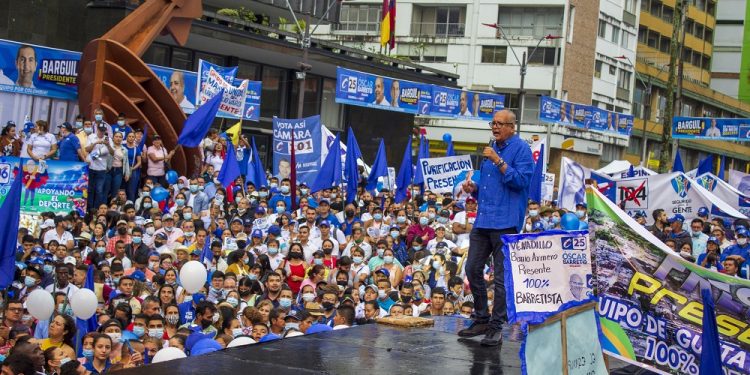 El Día en el que se gastaron $1.000 millones de pesos para llenar el Parque Murillo Toro