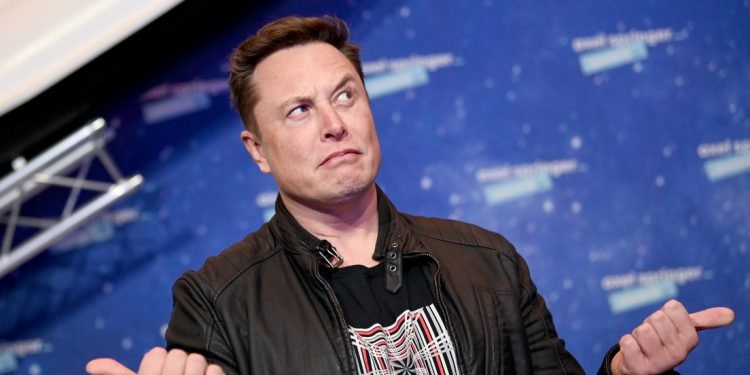 Elonk Musk le responde a ministro Ucraniano con Internet gratis