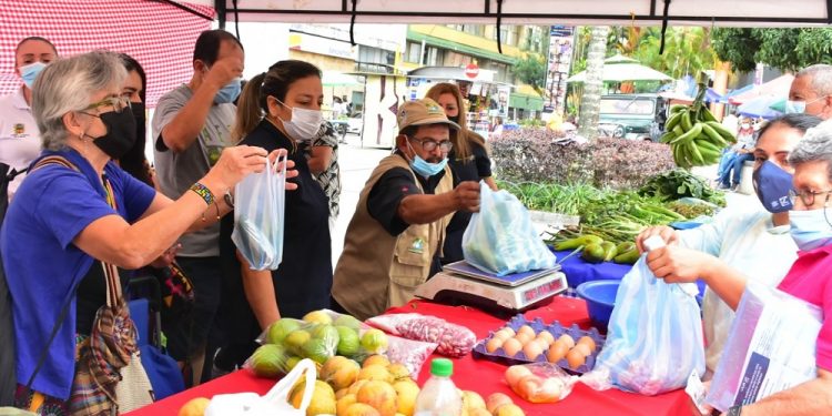 Un balance positivo han tenido los Mercados Campesinos en Ibagué