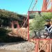 Traumática reconstrucción del puente Las Delicias en Alpujarra, Tolima