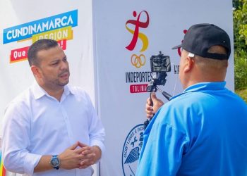 Alexander Castro lanzó pullas a las concesionarias viales