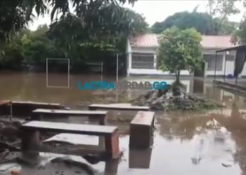 Inundados y en malas condiciones están en colegio de Lérida, Tolima