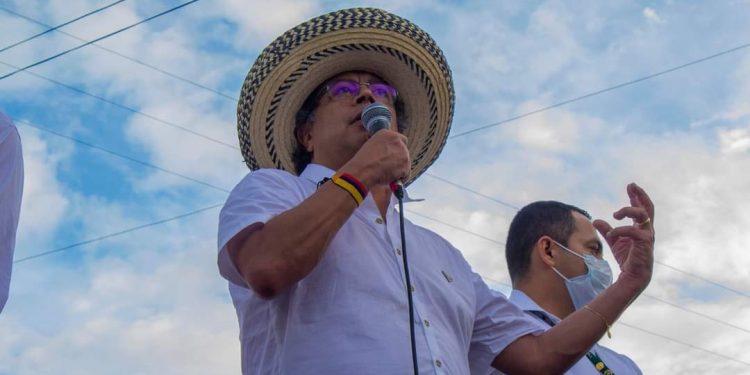 Amenaza de muerte a Gustavo Petro
