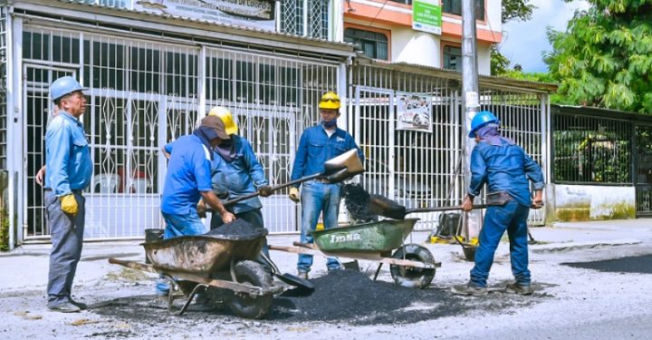 Alcaldía inicia jornada para tapar huecos en Ibagué