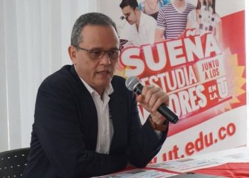 Omar Mejía sigue como rector de la UT