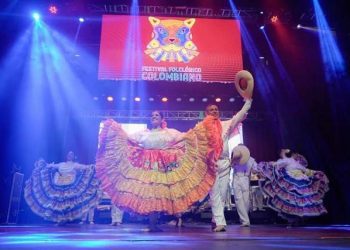 Con color y mucho sabor se vivió el lanzamiento del 48° Festival Folclórico Colombiano