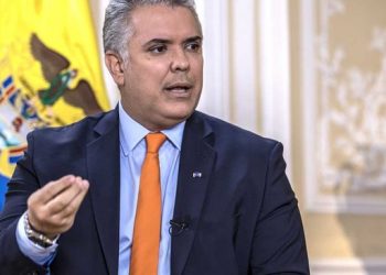 “Es inconstitucional” la orden de arresto, dijo Duque