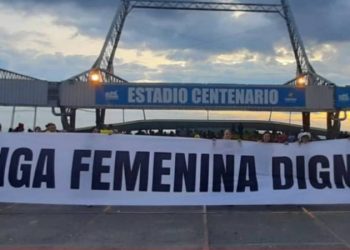 Conmebol y Policía intentó incautar trapo que exige Liga Femenina digna en Colombia