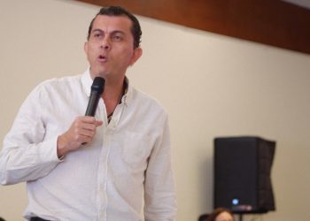 “Cuenten conmigo para pelear, en el Congreso, recursos para la UT”, Carlos Edward Osorio