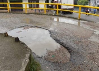 En el jardín Comuneros de Ibagué no le caben más huecos
