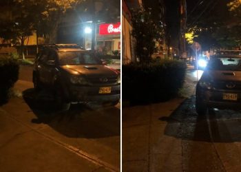 Vehículos particulares tienen de parqueadero el espacio público de Ibagué