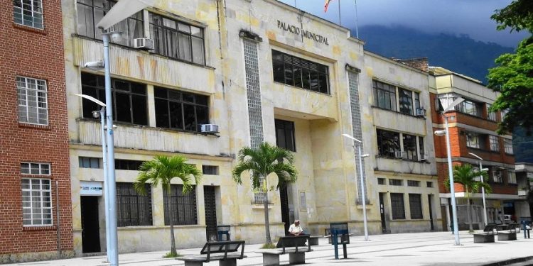 Compartir navideño de la administración Hurtado con servidores públicos de la alcaldía