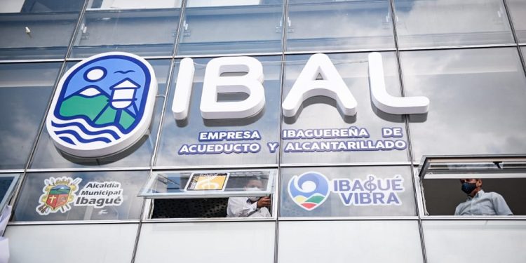 Veeduría Total 824 denunció licitación del IBAL con irregularidades