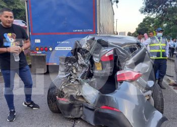 Quedó aprisionado en accidente y se salvó de milagro