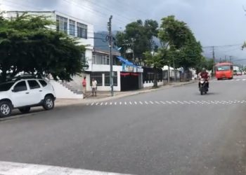 Denuncian que reductor de velocidad en piedra Pintada Parte alta no sirven