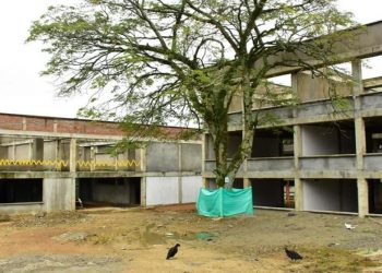 Denuncian incumplimientos en construcción del colegio José Joaquín Flores de Ibagué