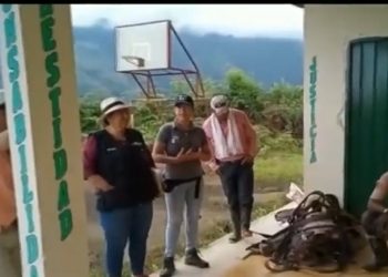 Regresan a sus hogares familias en riesgo por Volcán Nevado del Ruiz
