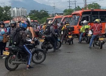 Transportadores de Ibagué marchan exigiendo soluciones a la Alcaldía