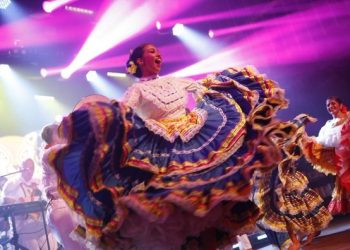 Músicos del Festival Folclórico Colombiano de Ibagué denuncian pagos injustos