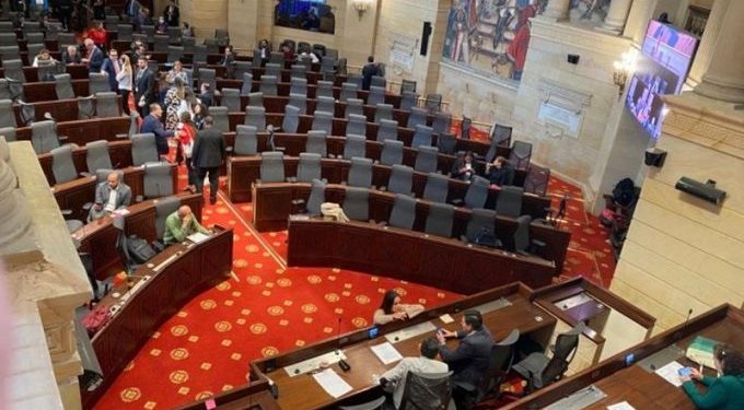 Reforma laboral del Gobierno Petro fue hundida en el Congreso de Colombia