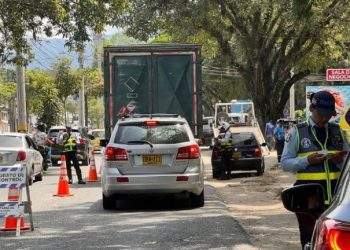 Demoras y frustración para quienes no renovaron a tiempo su licencia de conducción en Ibagué