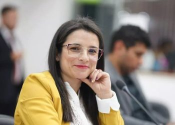 Martha Alfonso se enfrentó a aliados del Partido Alianza por reforma a la Salud