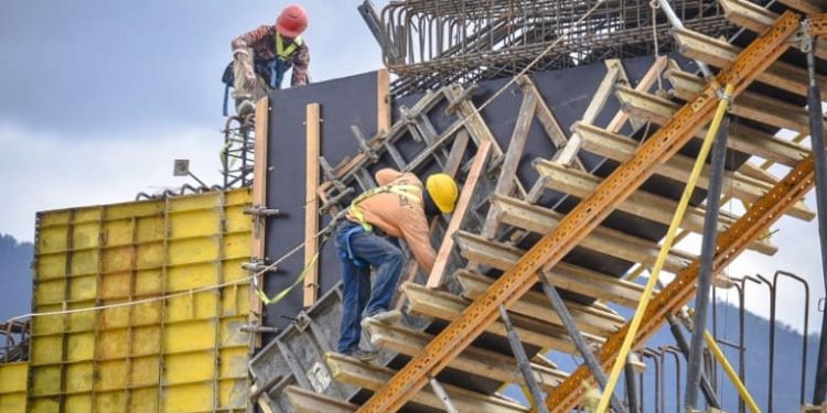 Contratista de las Piscinas de la 42 en Ibagué Recibe Última Prórroga de la Alcaldía