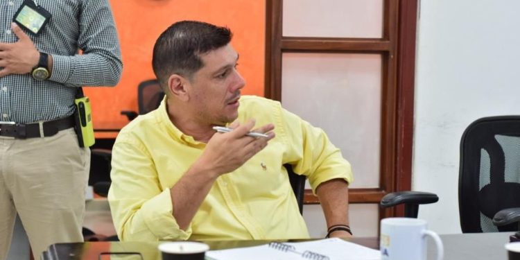 Procuraduría investiga a Milton Restrepo por presunta participación política