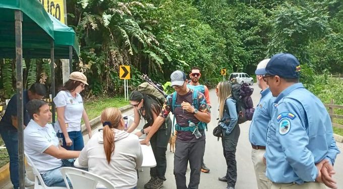 Tres montañistas extraviados en el Nevado del Tolima ya aparecieron