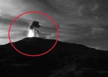 Sorprendente incandescencia en el volcán Nevado del Ruiz alerta a las autoridades