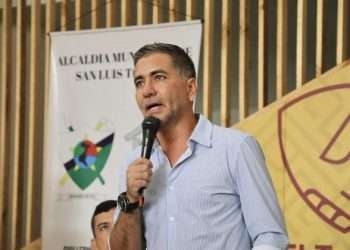 Procuraduría Investiga a Alvira Acosta por posible irregularidad con cemento