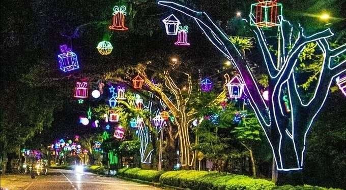 Ibagué se ilumina con más de 2,500 figuras en su espectacular alumbrado navideño