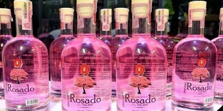 Aguardiente Rosado de la Fábrica de Licores del Tolima conquista a los Colombianos