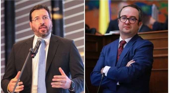 Las marionetas empezaron a caer por presunta corrupción en Colombia