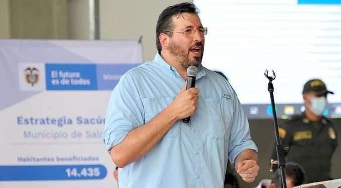 Pierre García vinculado a millonario soborno en el DPS