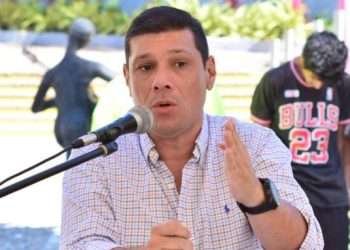 ¿Vinculan presuntamente a Milton Restrepo, Secretario de Gobierno de Ibagué a las «marionetas»?