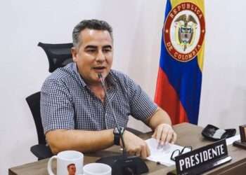 CrĆticas de Felipe Ferro revelan preocupación por el estado de obras en el Tolima