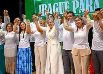 Alcaldesa Johana Aranda presentó a su nuevo gabinete