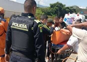 Fallece mujer tras lanzarse del puente en Ibagué